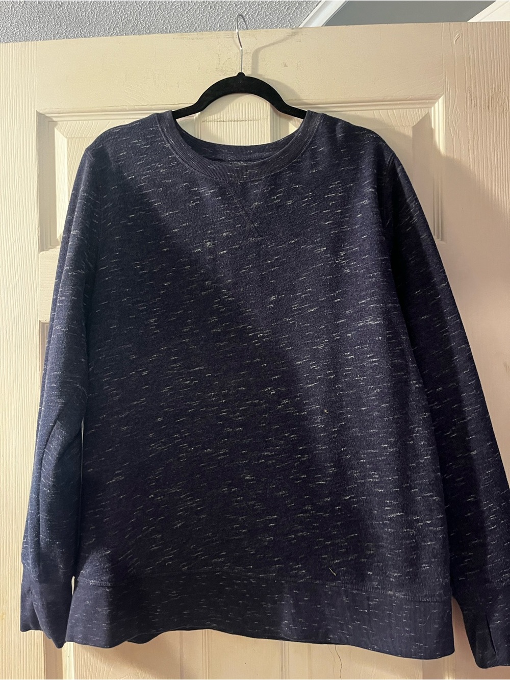 tek gear Women's Navy Heather Crewneck Sweatshirt